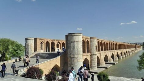 پاورپوینت بررسی معماری سی و سه پل اصفهان