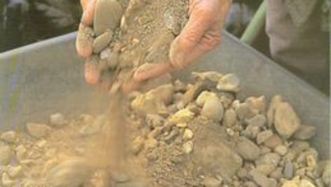 دانلود گزارش کار آزمايشگاه تعيين درصد سنگريزه هاي خاک (soil gravel) به صورت کاملا تصويري